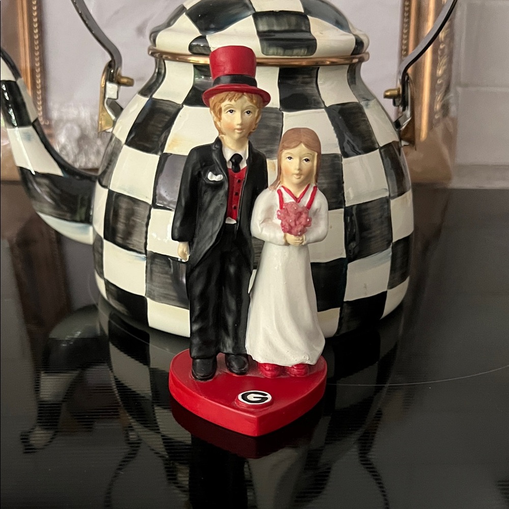 UGA Bride & Groom Cake Topper